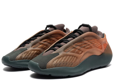YEEZY 700 V3 COPPER FADE