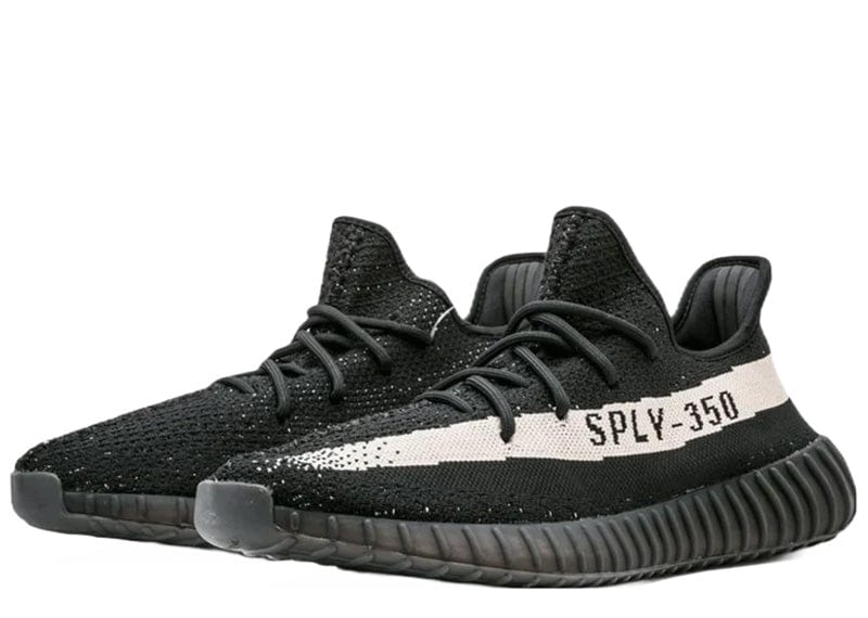 YEEZY BOOST 350 V2 CORE BLACK WHITE