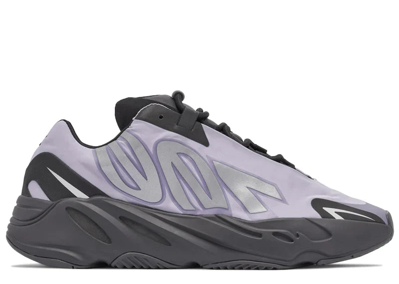 YEEZY BOOST 700 MNVN GEODE