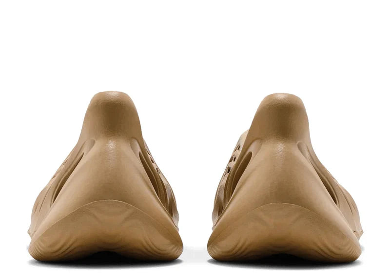 YEEZY FOAM RNNR OCHRE