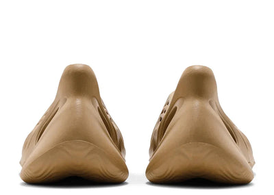 YEEZY FOAM RNNR OCHRE