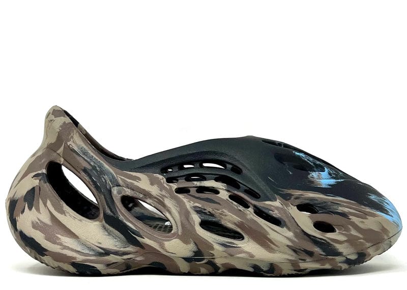 YEEZY FOAM RNR MX CINDER