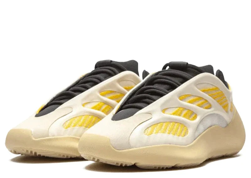 YEEZY 700 V3 SAFFLOWER