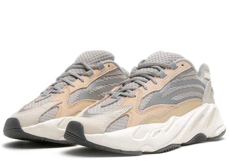 YEEZY BOOST 700 V2 CREAM