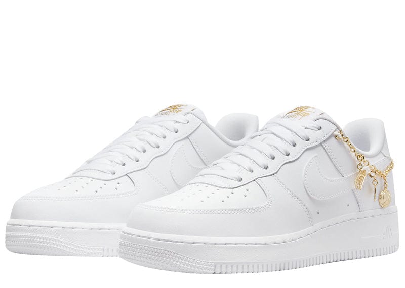 NIKE AIR FORCE 1 LOW LX LUCKY CHARMS WHITE