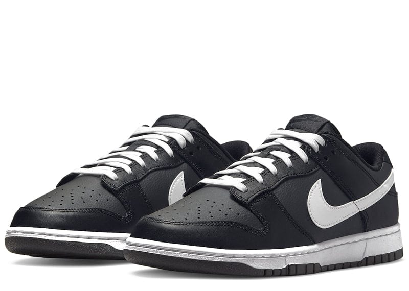 NIKE DUNK LOW BLACK WHITE
