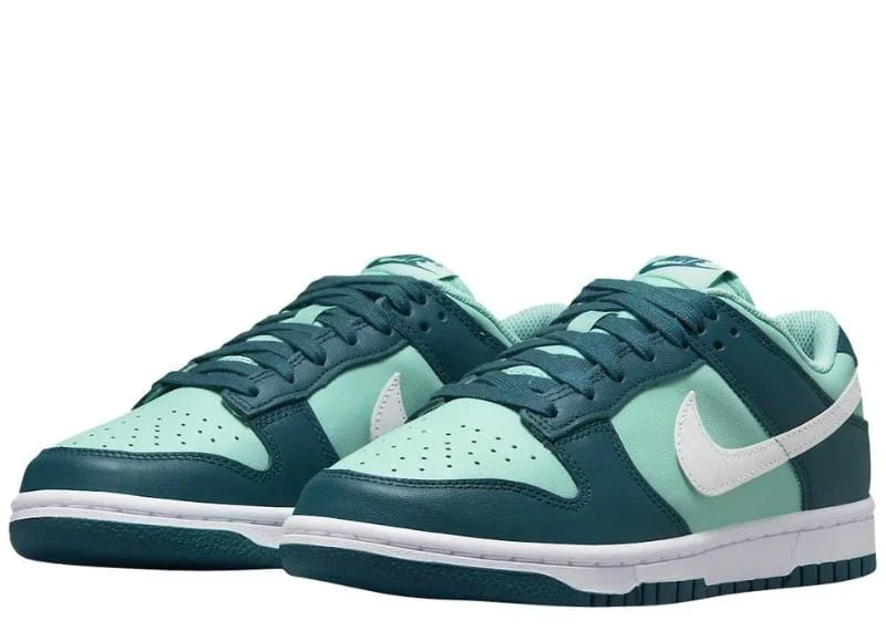 NIKE DUNK LOW GEODE TEAL