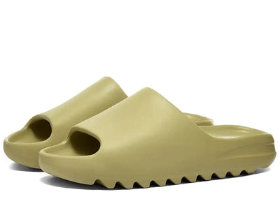 YEEZY SLIDE RESIN